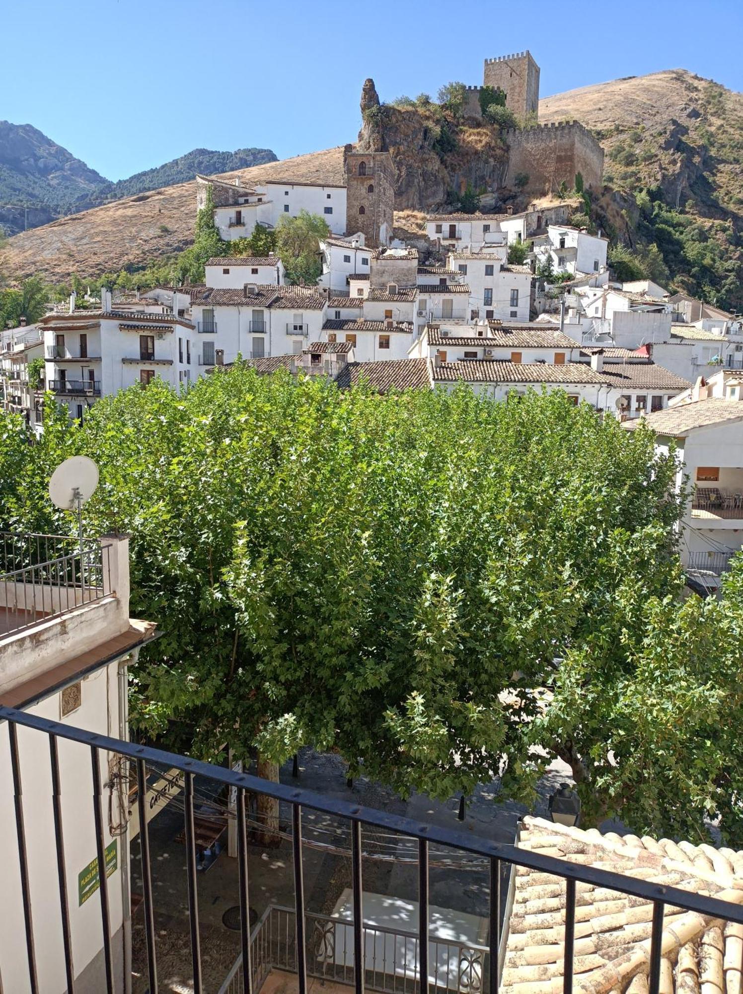 Casa Rural Plaza De Santa Maria Cazorla Ruang foto